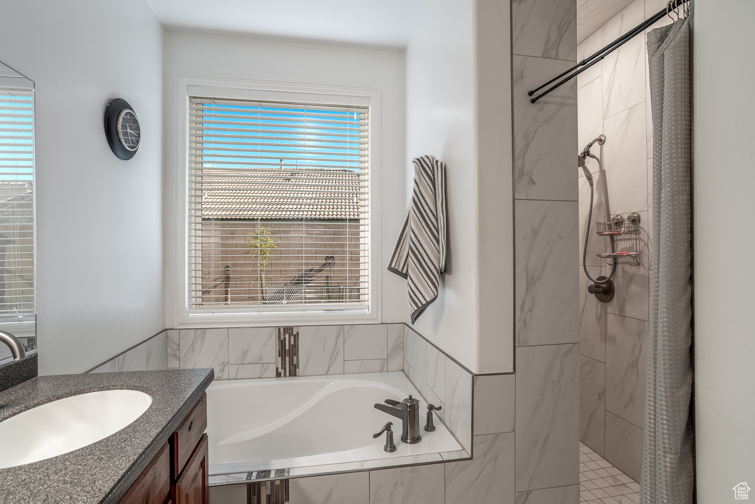 ESTATES AT HIDDEN VALLEY - Residential