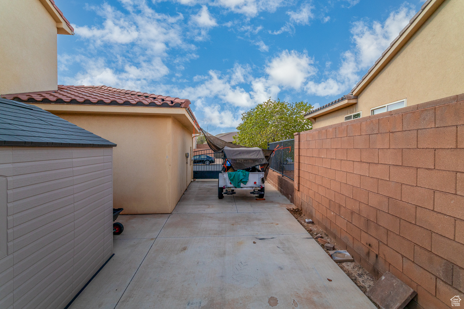 ESTATES AT HIDDEN VALLEY - Residential