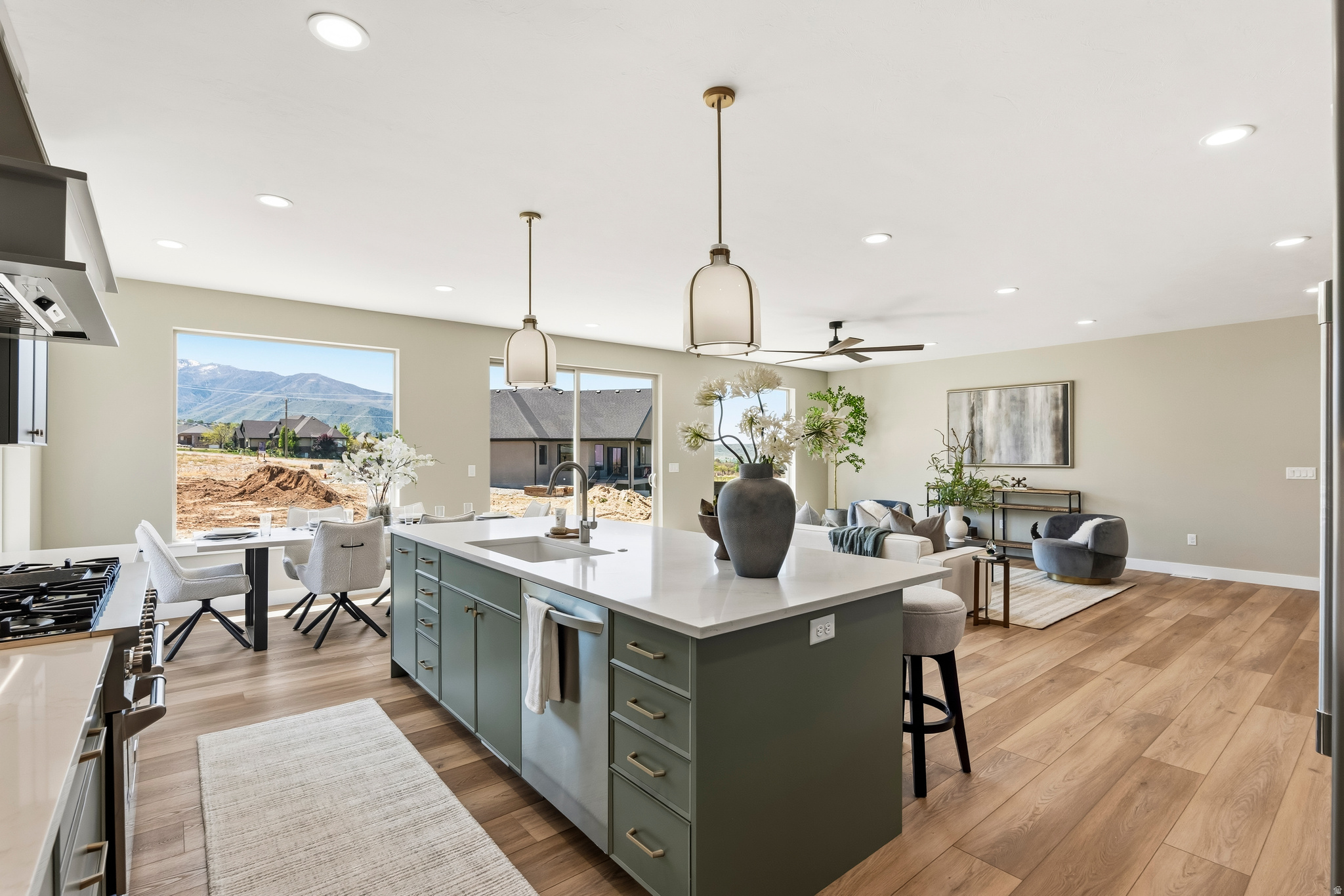 RIDGE VIEW ESTATES - Residential