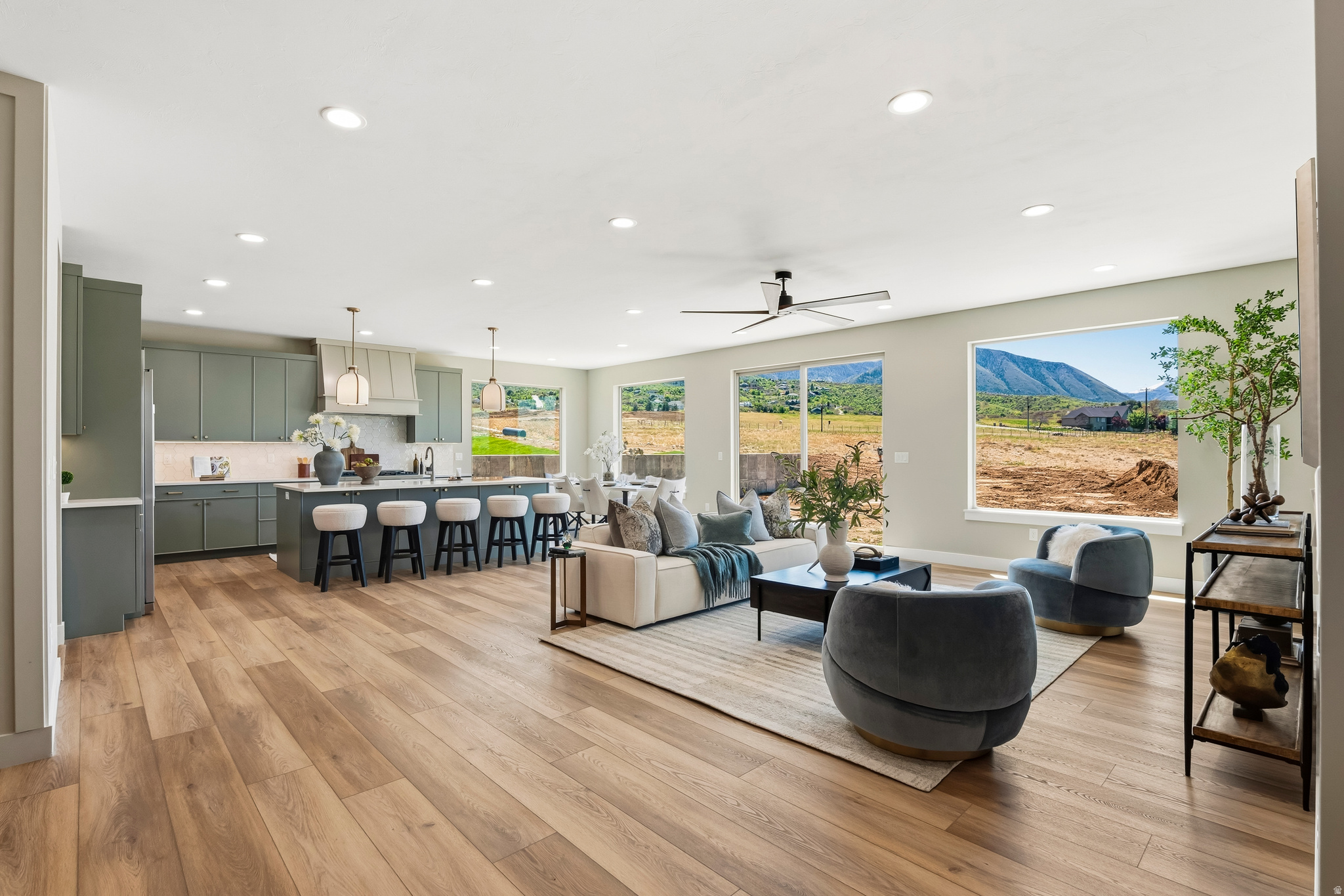 RIDGE VIEW ESTATES - Residential