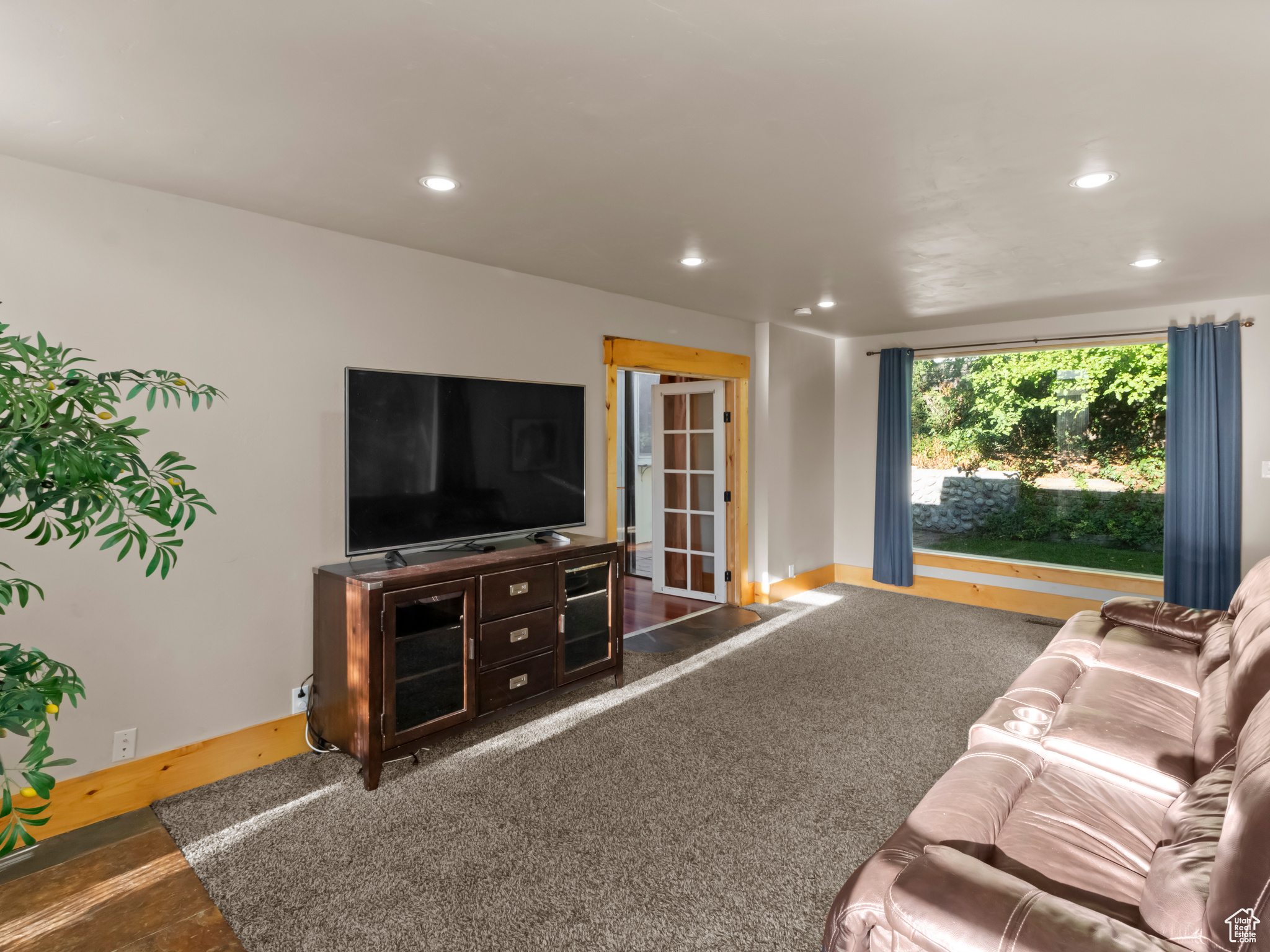 MARRCREST - Residential
