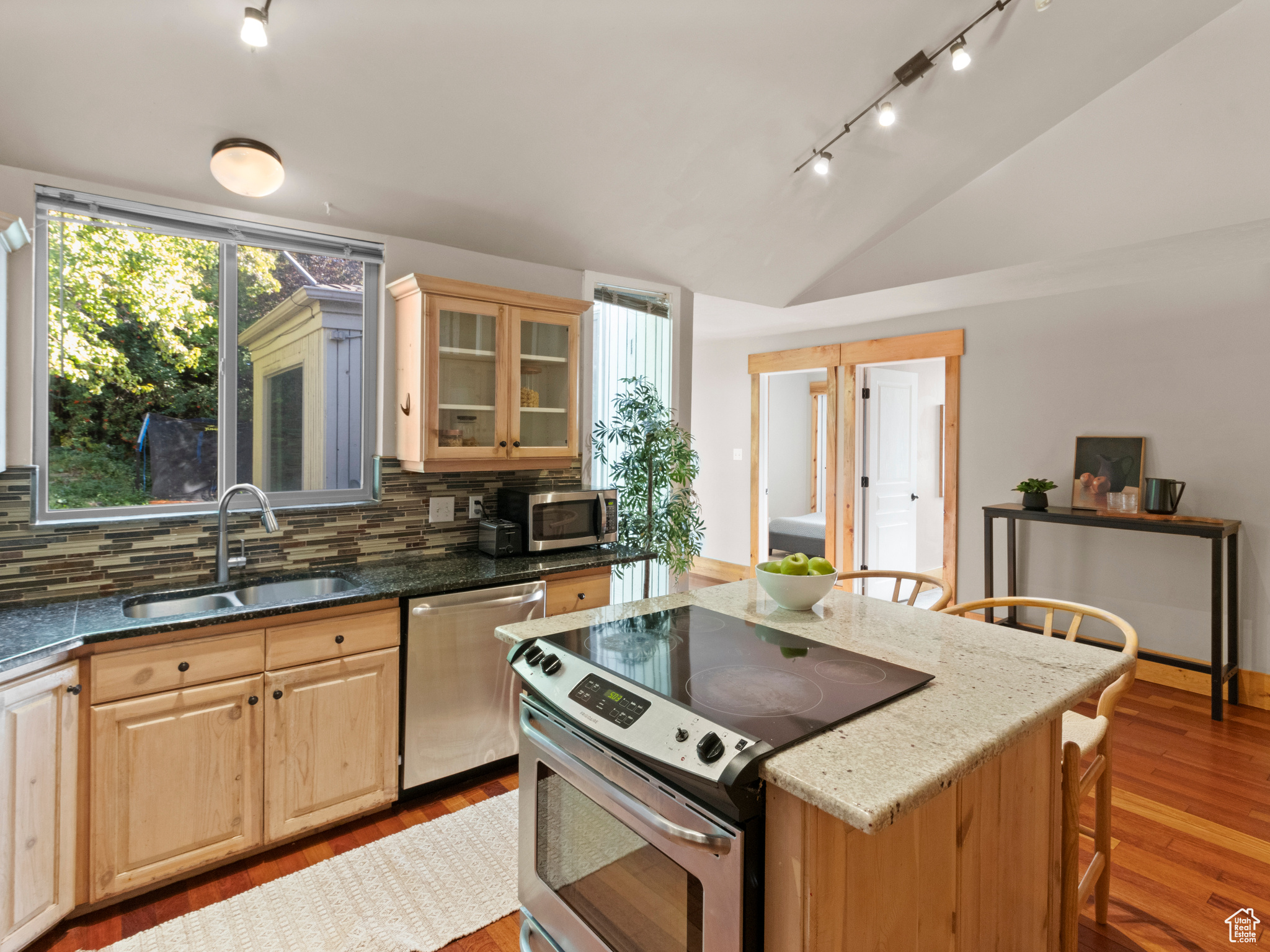 MARRCREST - Residential