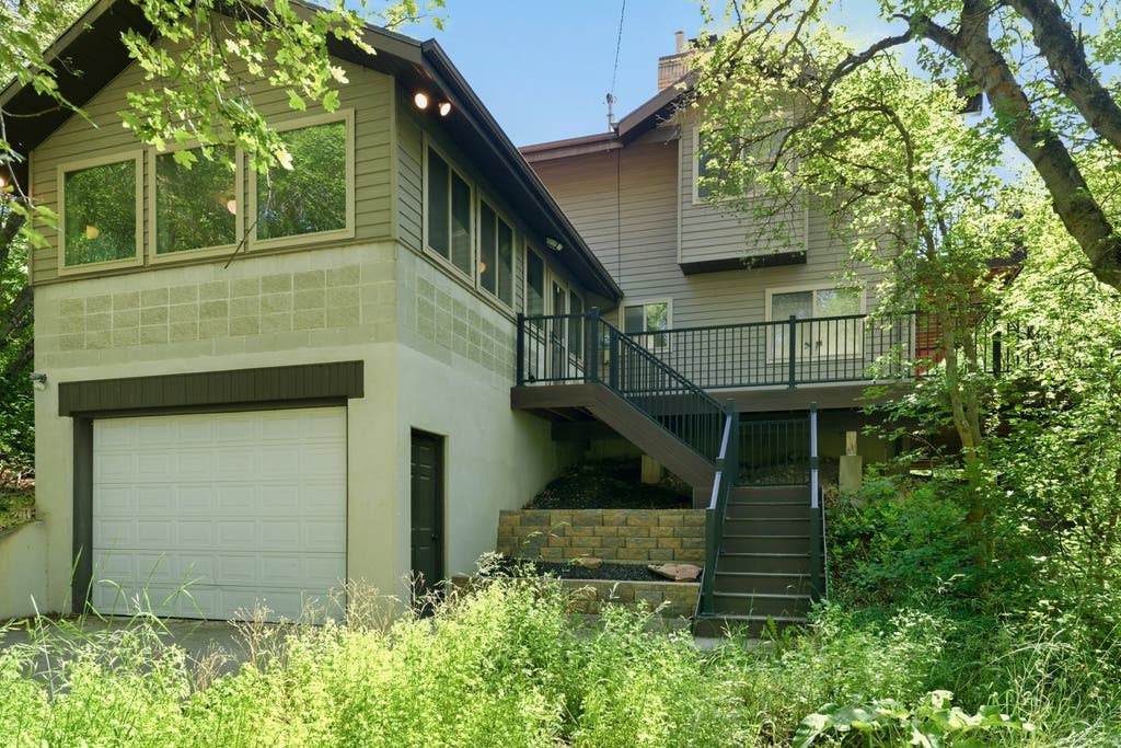 Photo of 4004 S MOUNTAIN MAPLE LN, Springville, UT 84663 (MLS # 2164214)