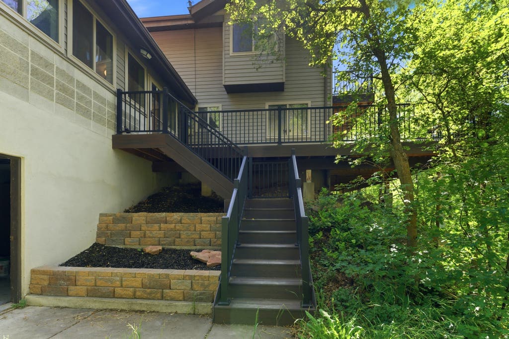 Photo of 4004 S MOUNTAIN MAPLE LN, Springville, UT 84663 (MLS # 2164214)