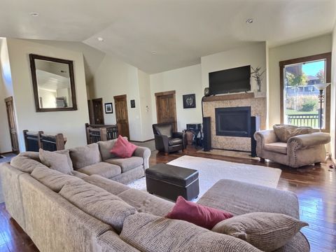 Tiny photo for 642 RIDGE DR, Heber City, UT 84032 (MLS # 2148309)