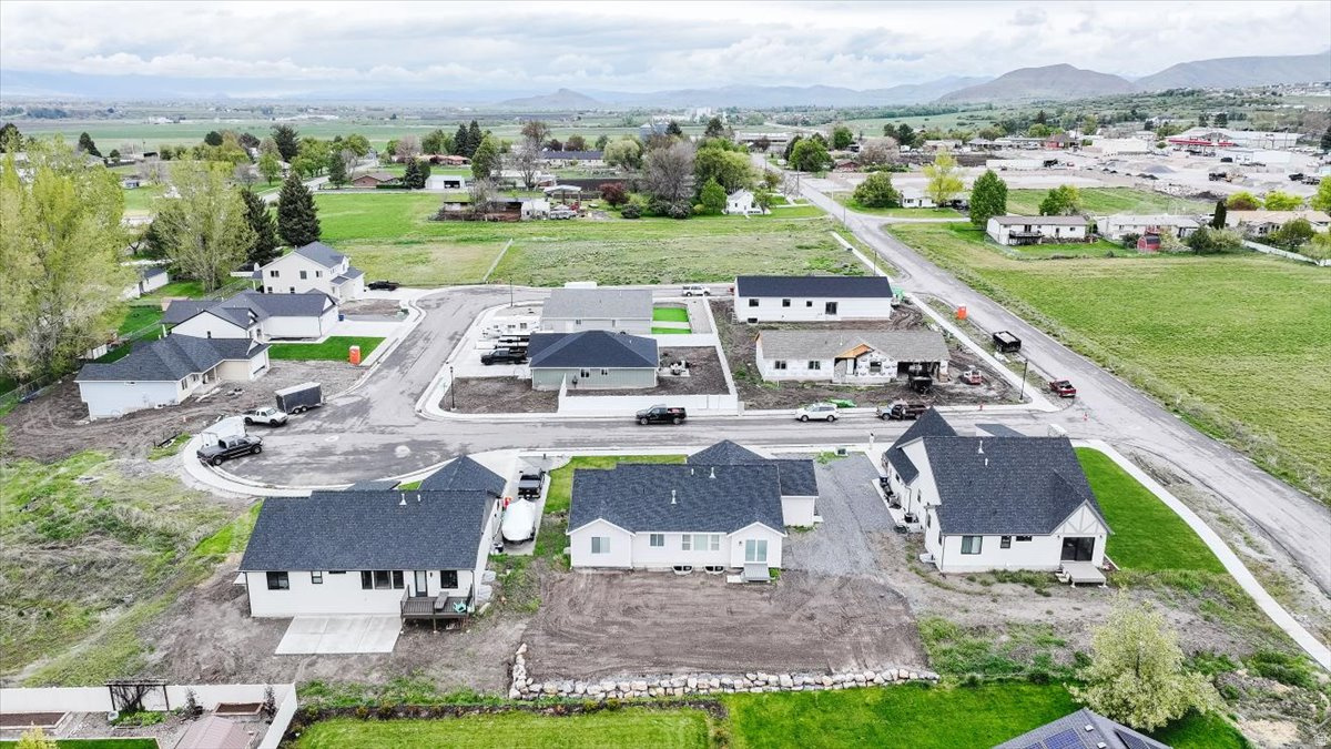 CITY CREEK - Residential