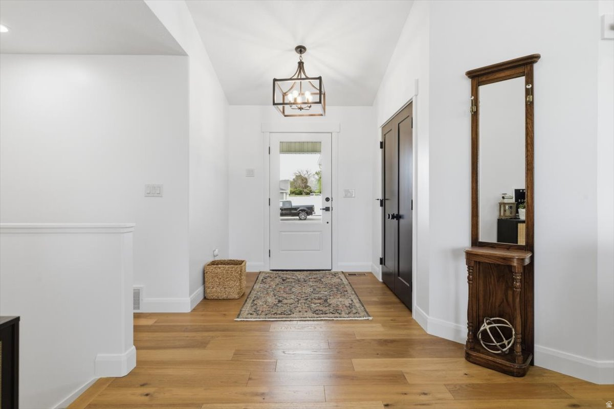 CITY CREEK - Residential