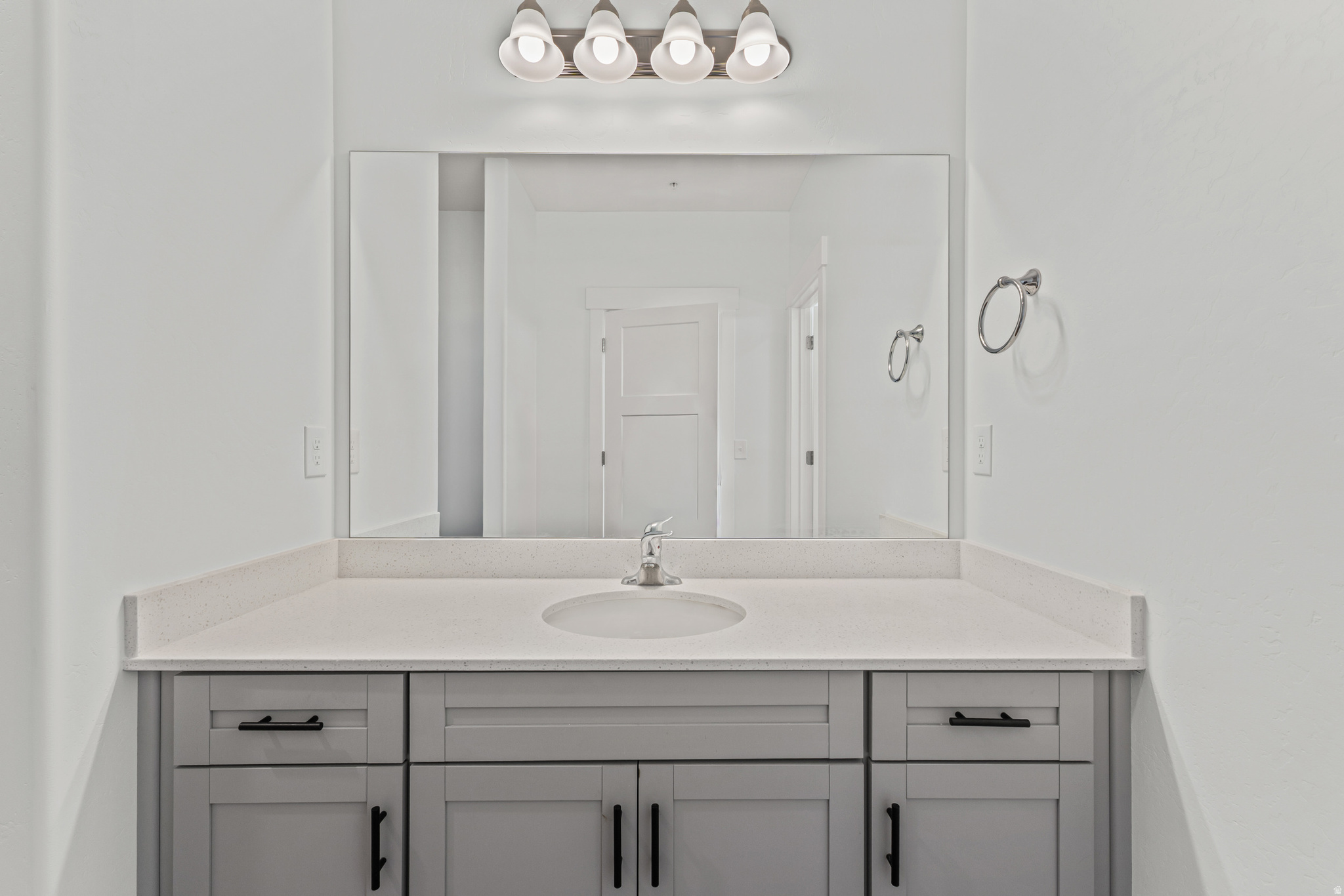 MOUNTAIN RIDGE - Residential