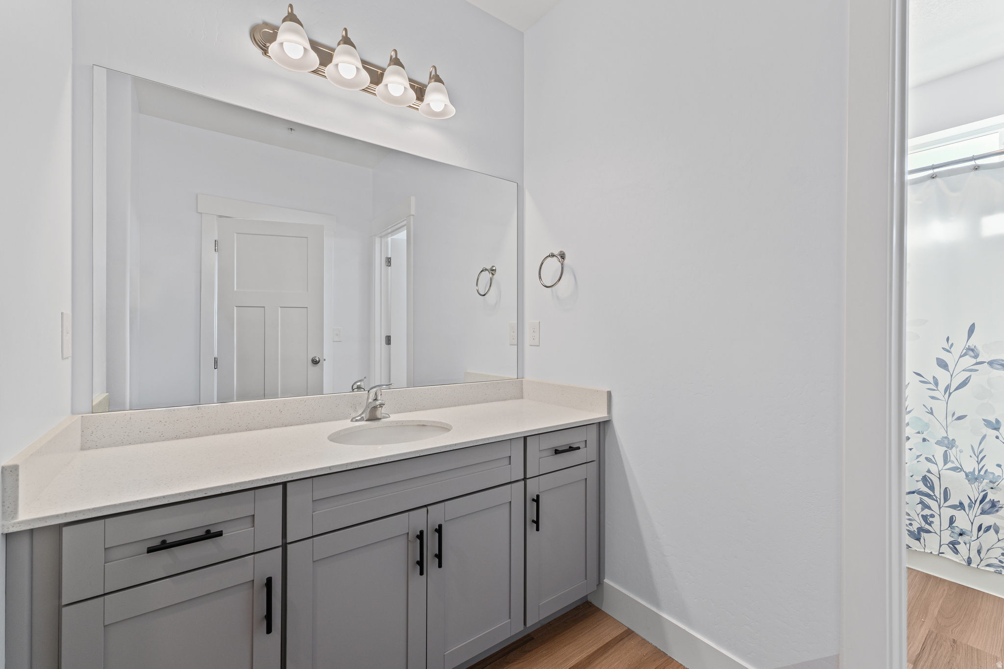 MOUNTAIN RIDGE - Residential