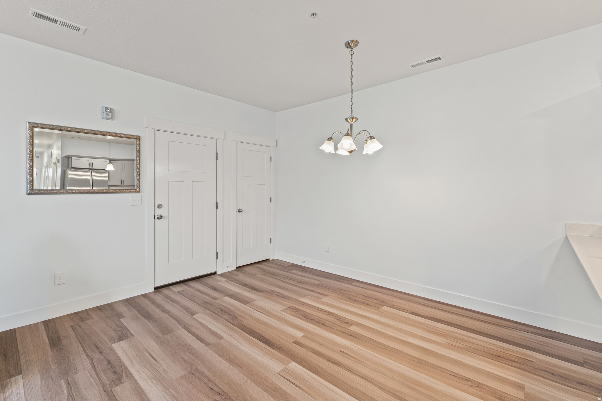 MOUNTAIN RIDGE - Residential