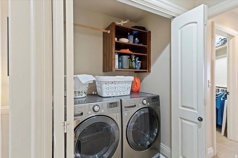 Tiny photo for 6189 S 1550 E, South Ogden, UT 84405 (MLS # 2130663)