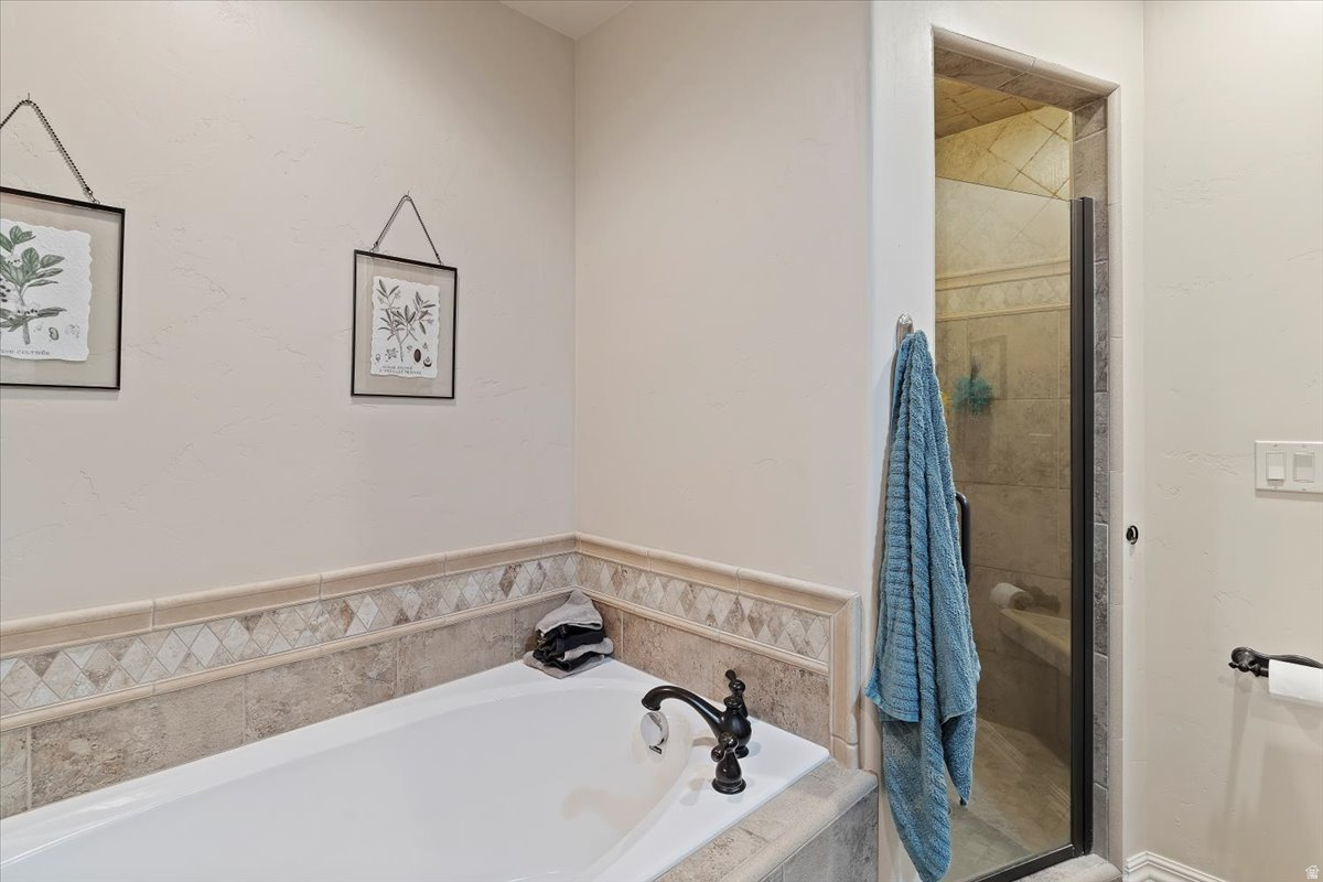 TUSCAN RIDGE - Residential