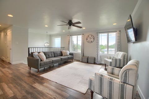 Tiny photo for 154 E 650 S, Farmington, UT 84025 (MLS # 2160365)