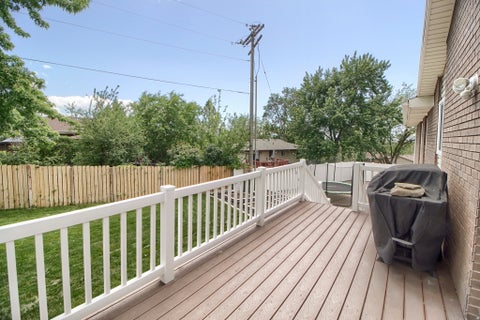 Tiny photo for 154 E 650 S, Farmington, UT 84025 (MLS # 2160365)