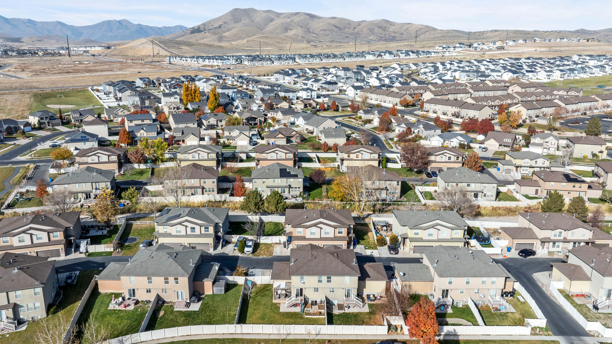 HARVEST HILLS PUD - Residential Income