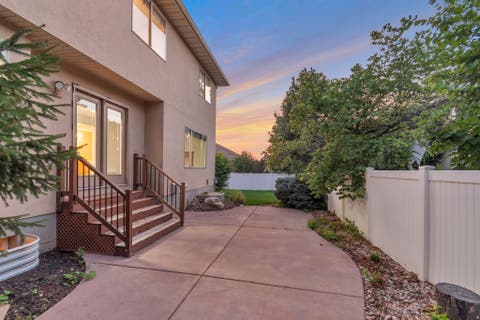 Tiny photo for 971 S KAYS DR, Kaysville, UT 84037 (MLS # 2176721)