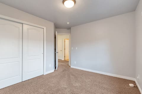 Tiny photo for 971 S KAYS DR, Kaysville, UT 84037 (MLS # 2176721)