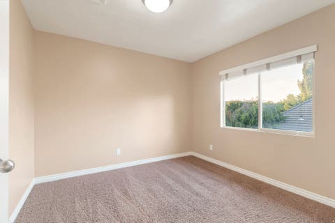 Tiny photo for 971 S KAYS DR, Kaysville, UT 84037 (MLS # 2176721)