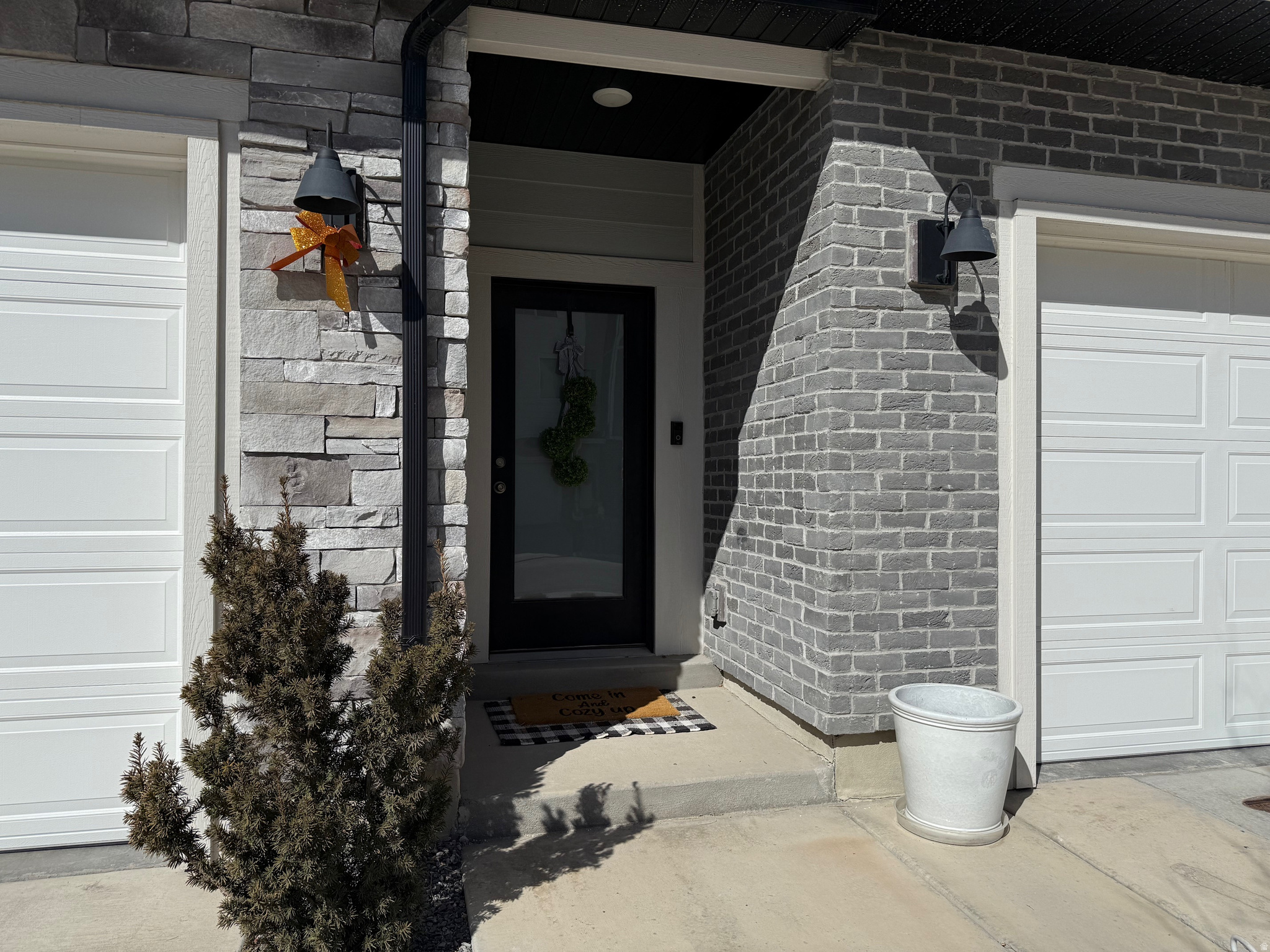 TOWNS AT BRYLEE FARMS - Residential