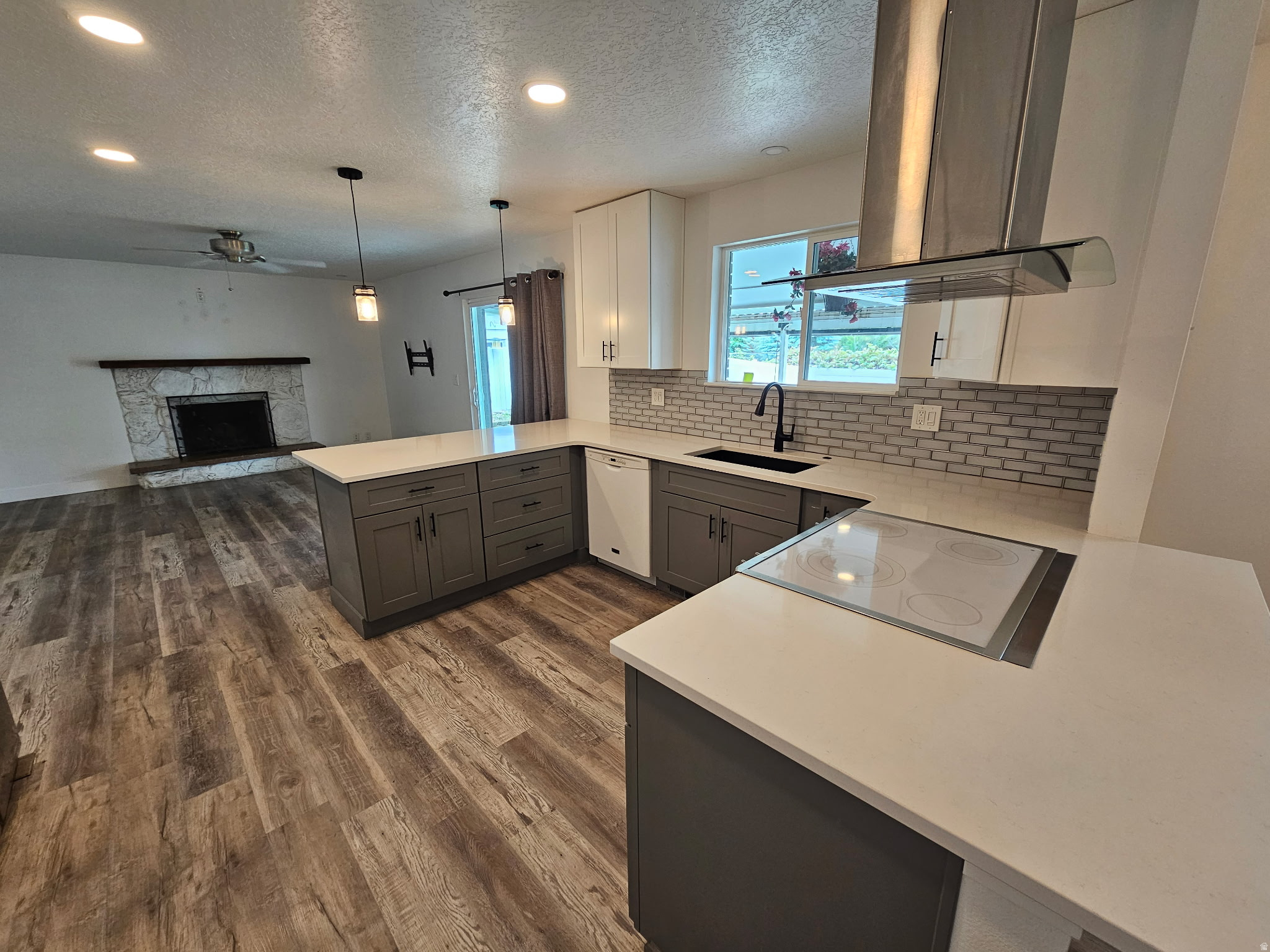 COTTONWOOD - Residential