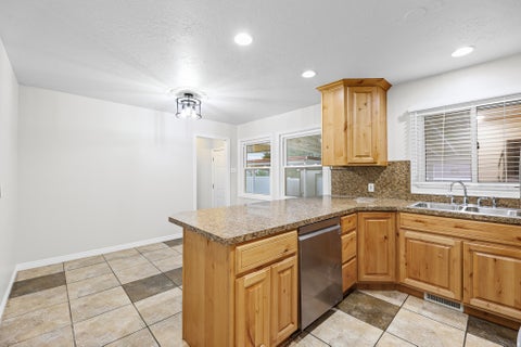 Tiny photo for 4539 S 375 E, Washington Terrace, UT 84405 (MLS # 2182052)