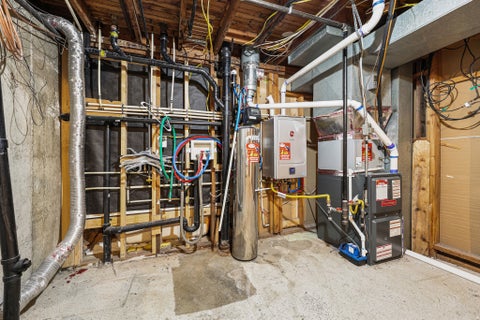 Tiny photo for 4539 S 375 E, Washington Terrace, UT 84405 (MLS # 2182052)
