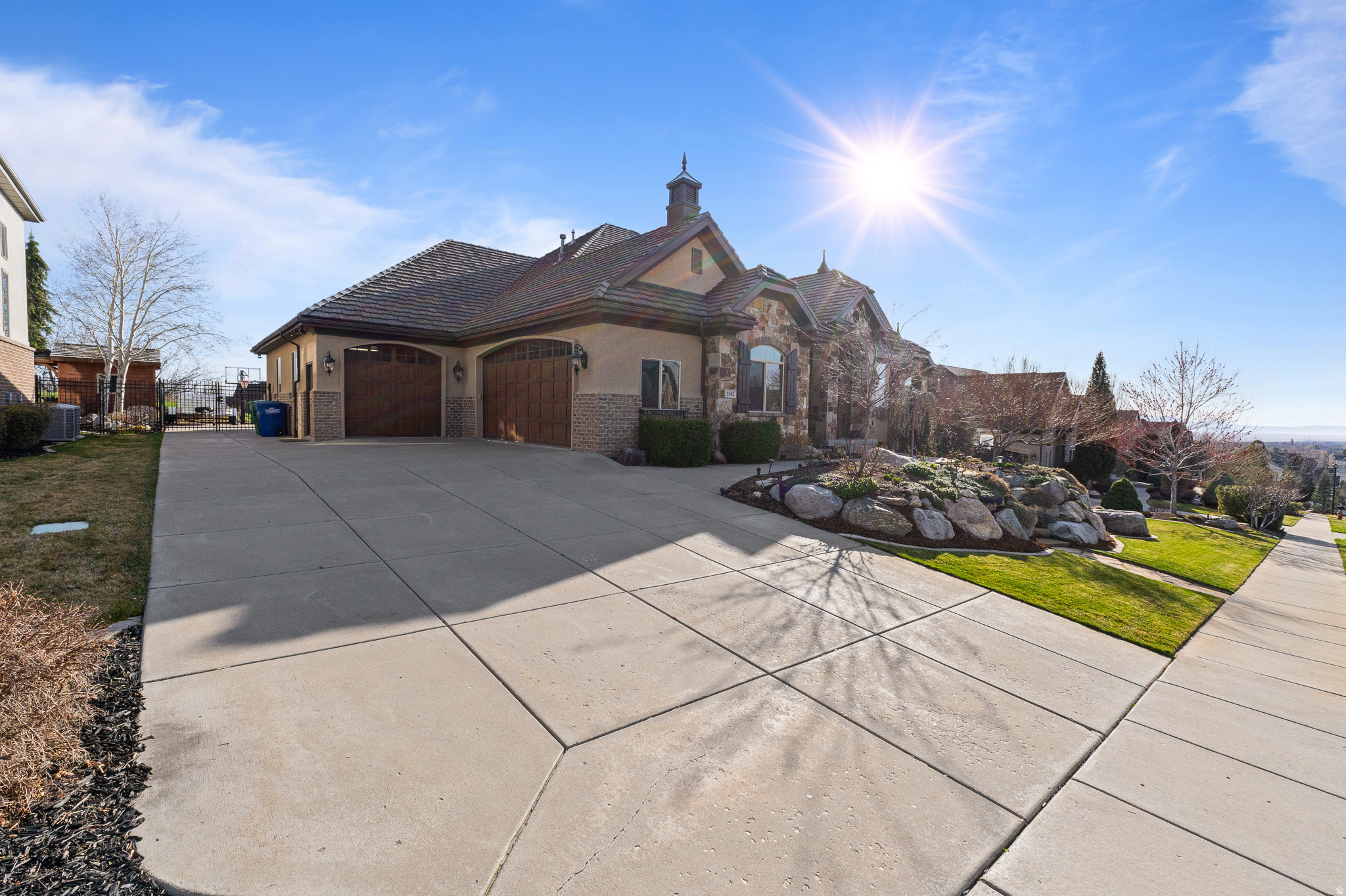 DEER RIDGE AT HIDDEN - Residential