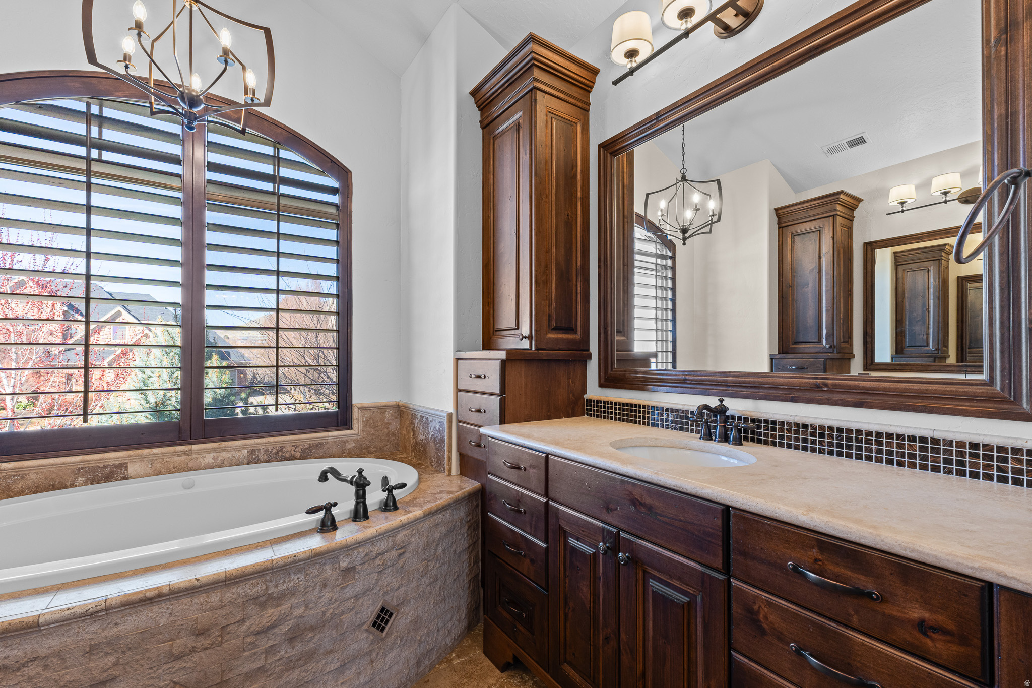 DEER RIDGE AT HIDDEN - Residential