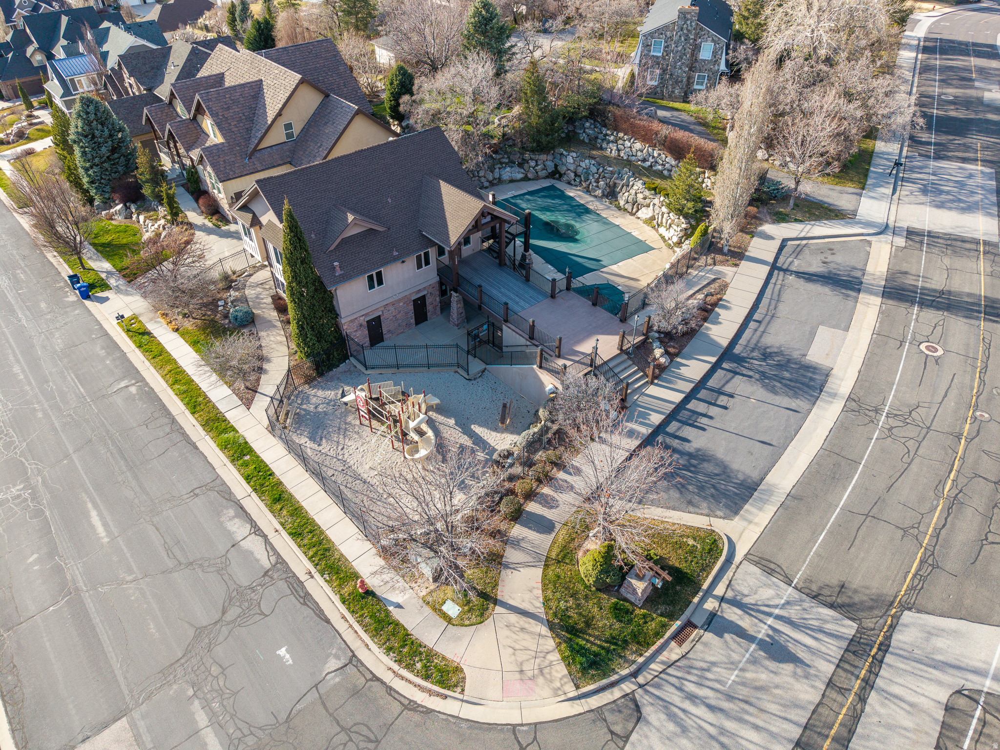 DEER RIDGE AT HIDDEN - Residential