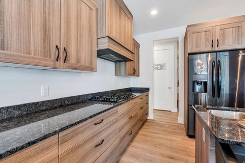 Tiny photo for 68 N 300 E, Santaquin, UT 84655 (MLS # 2149704)