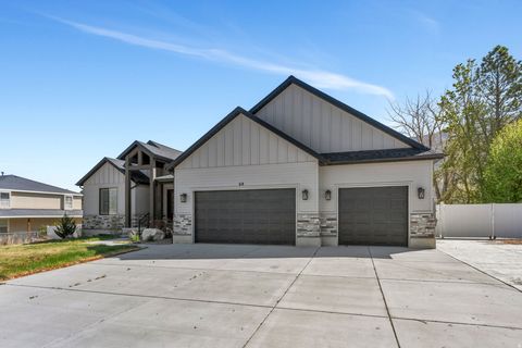 Tiny photo for 68 N 300 E, Santaquin, UT 84655 (MLS # 2149704)