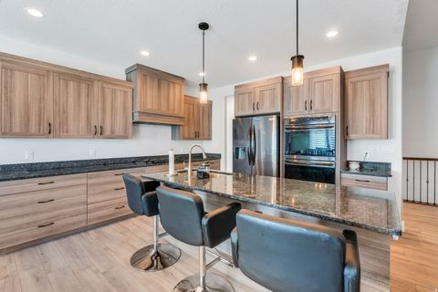 Tiny photo for 68 N 300 E, Santaquin, UT 84655 (MLS # 2149704)