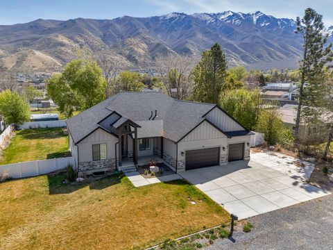 Tiny photo for 68 N 300 E, Santaquin, UT 84655 (MLS # 2149704)