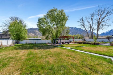 Tiny photo for 68 N 300 E, Santaquin, UT 84655 (MLS # 2149704)