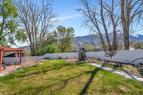 Tiny photo for 68 N 300 E, Santaquin, UT 84655 (MLS # 2149704)