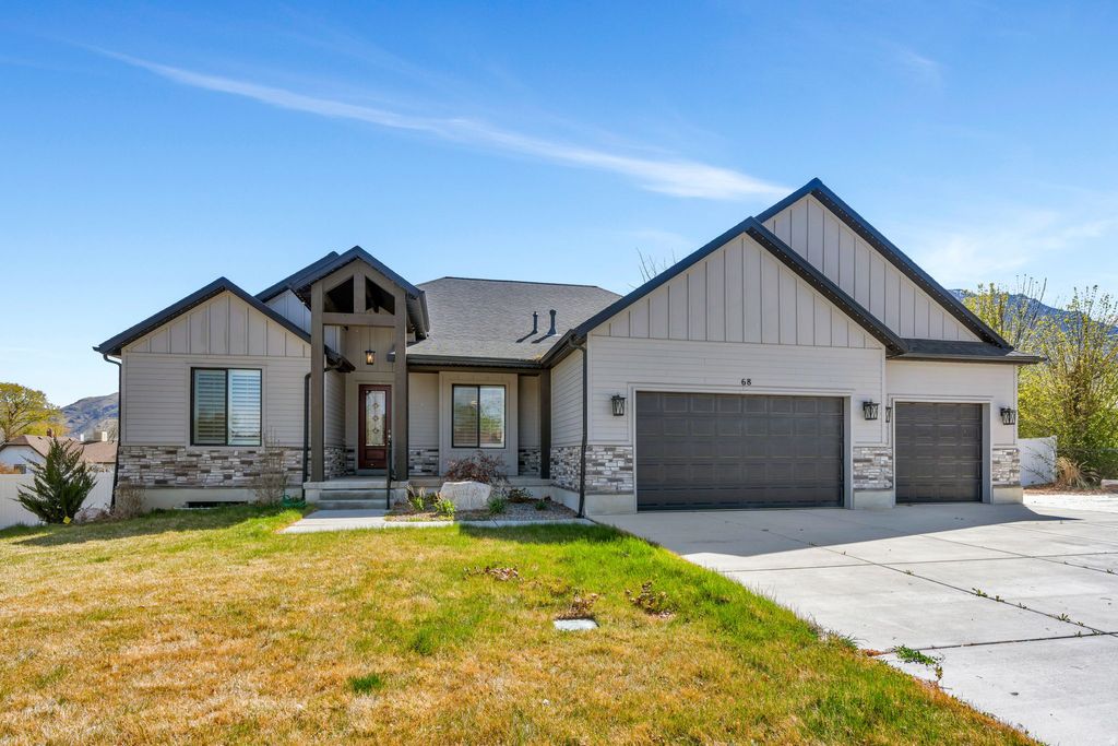 Photo of 68 N 300 E, Santaquin, UT 84655 (MLS # 2149704)