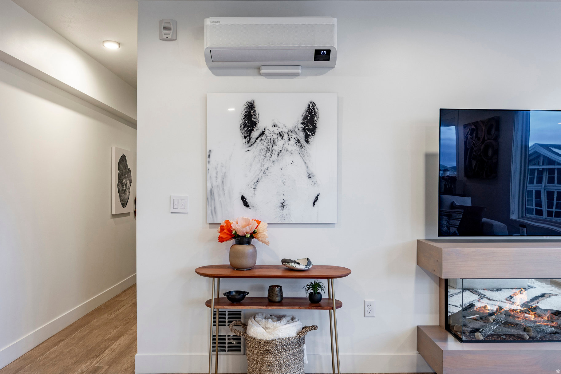 KINGS CROWN - Residential