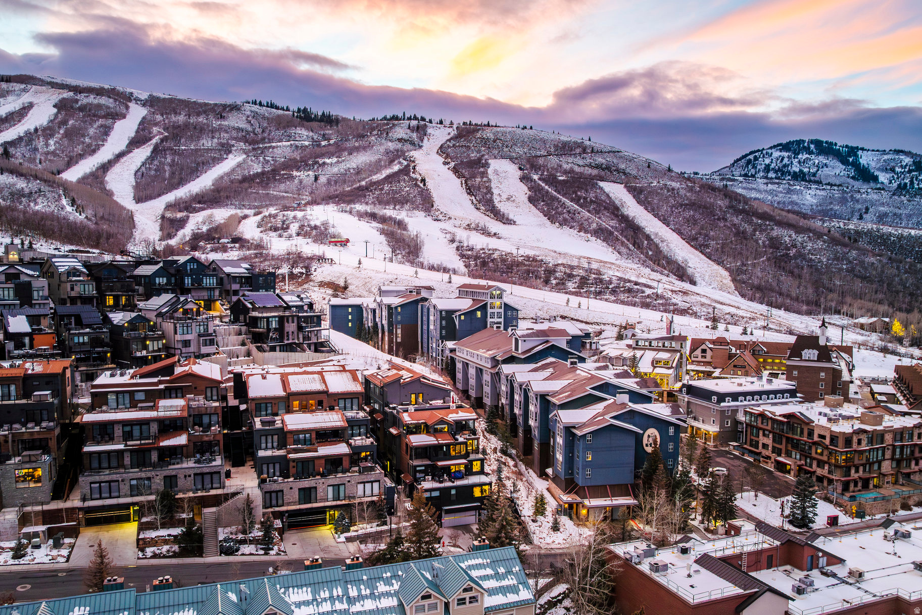 KINGS CROWN - Residential