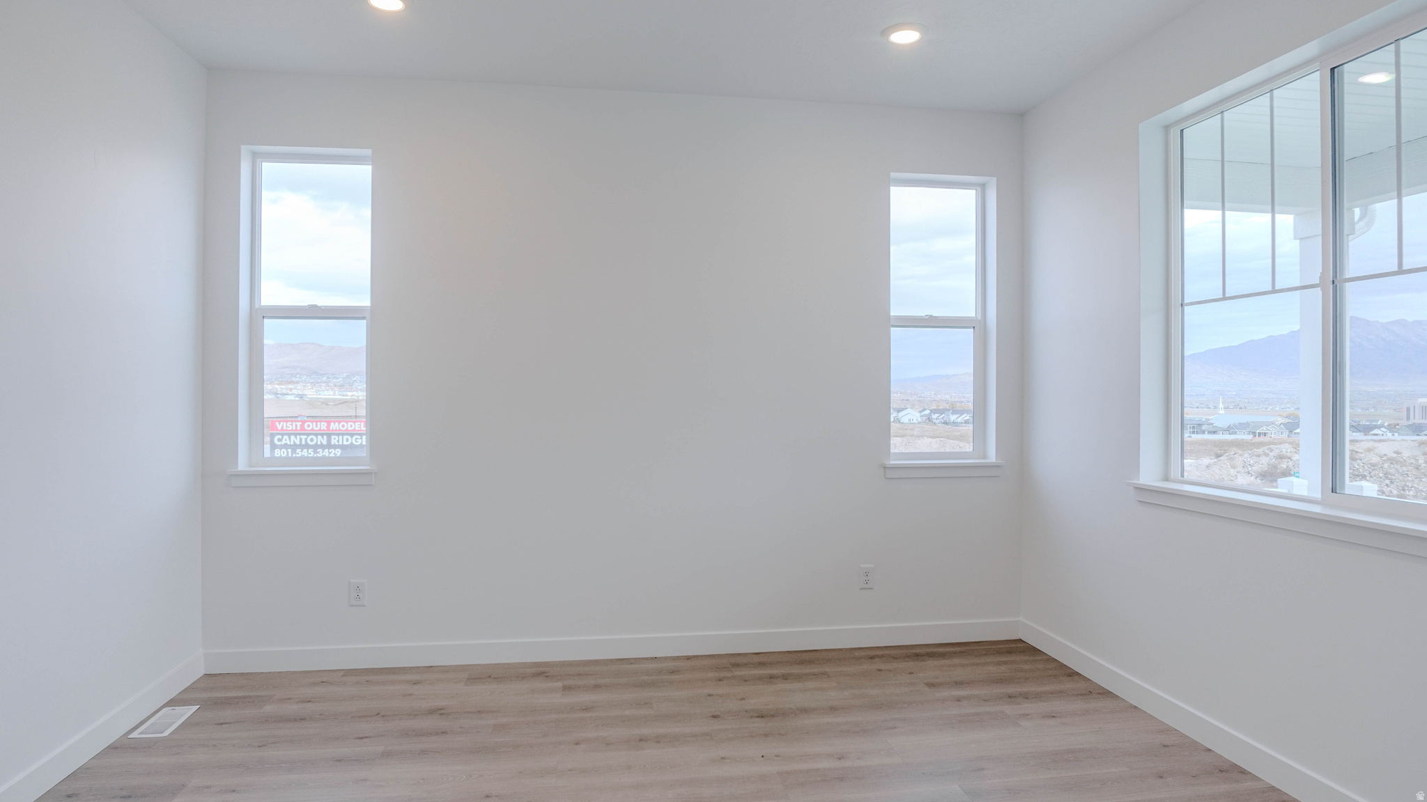 CANTON RIDGE - Residential