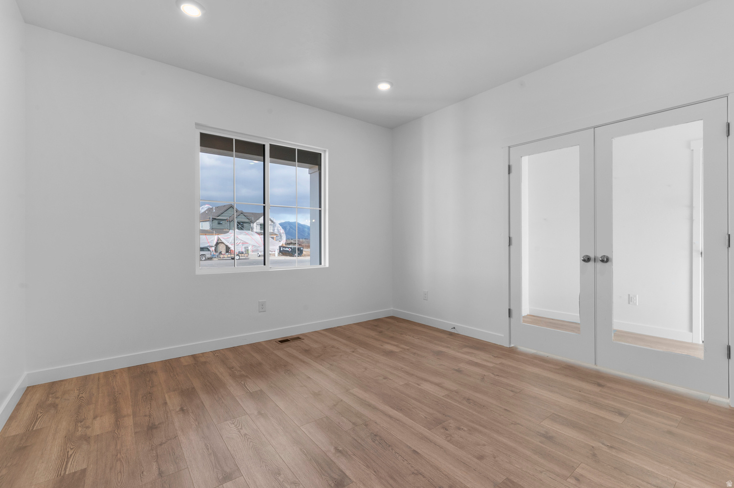 VIRIDIAN - Residential