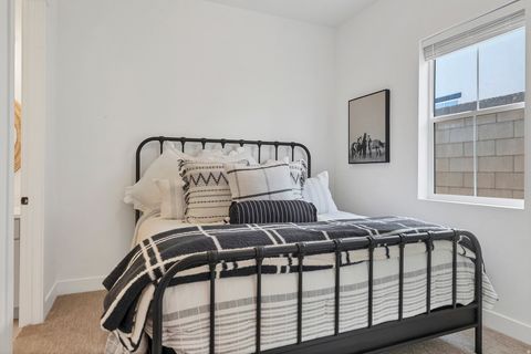 Tiny photo for 5645 S ADOBE SUN DR, Saint George, UT 84790 (MLS # 2159062)
