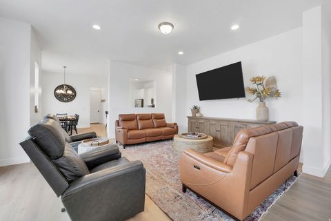 Tiny photo for 5645 S ADOBE SUN DR, Saint George, UT 84790 (MLS # 2159062)