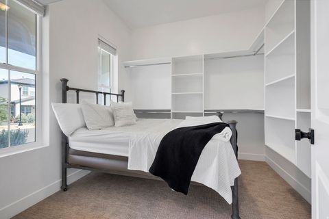 Tiny photo for 5645 S ADOBE SUN DR, Saint George, UT 84790 (MLS # 2159062)