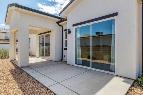 Tiny photo for 5645 S ADOBE SUN DR, Saint George, UT 84790 (MLS # 2159062)