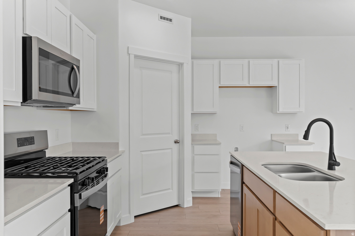 MONTREUX - Residential