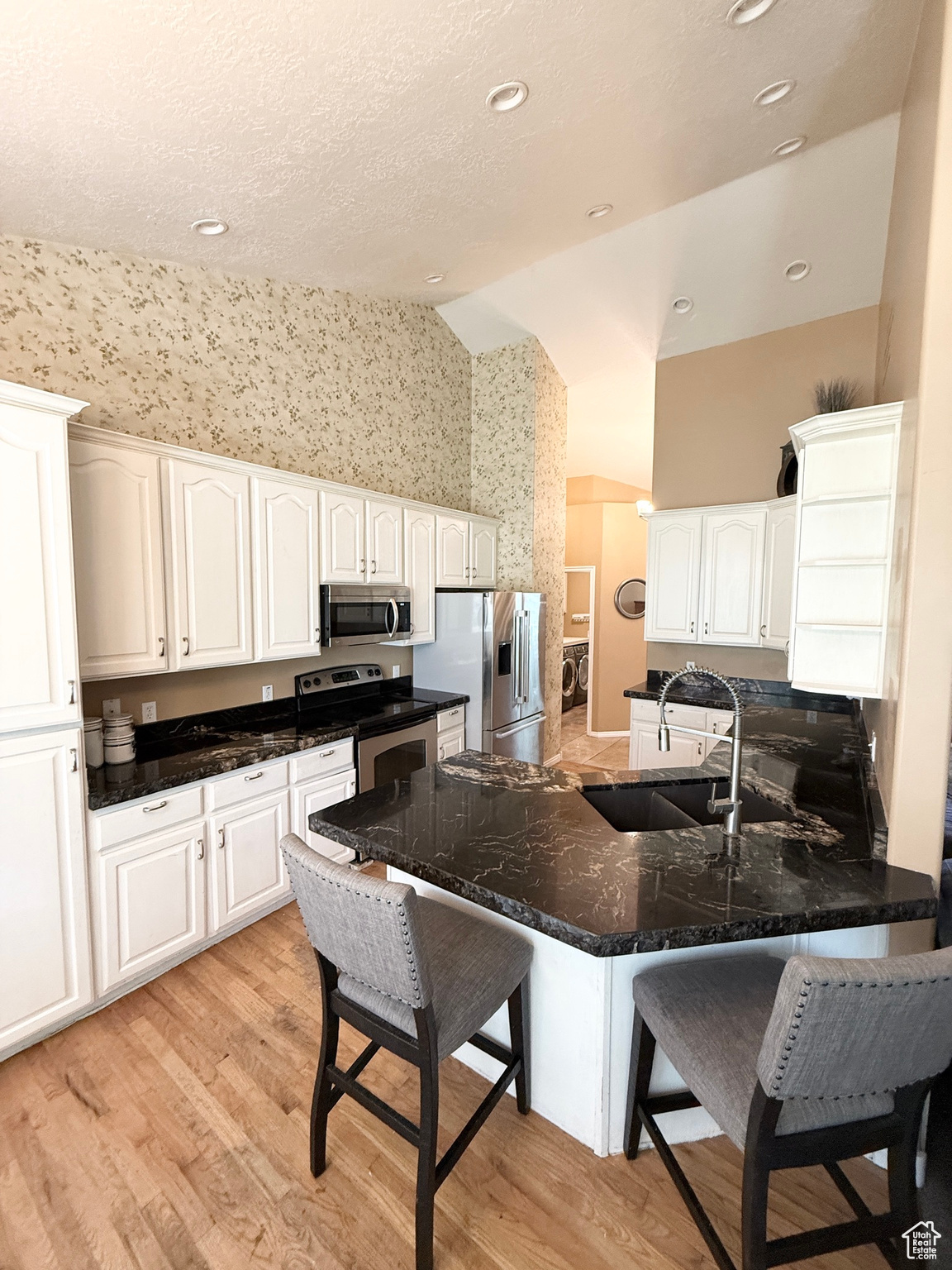 44 KEEL CT