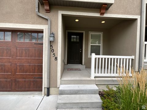 Photo of 5058 S MORAY CT, Holladay, UT 84117 (MLS # 2104730)
