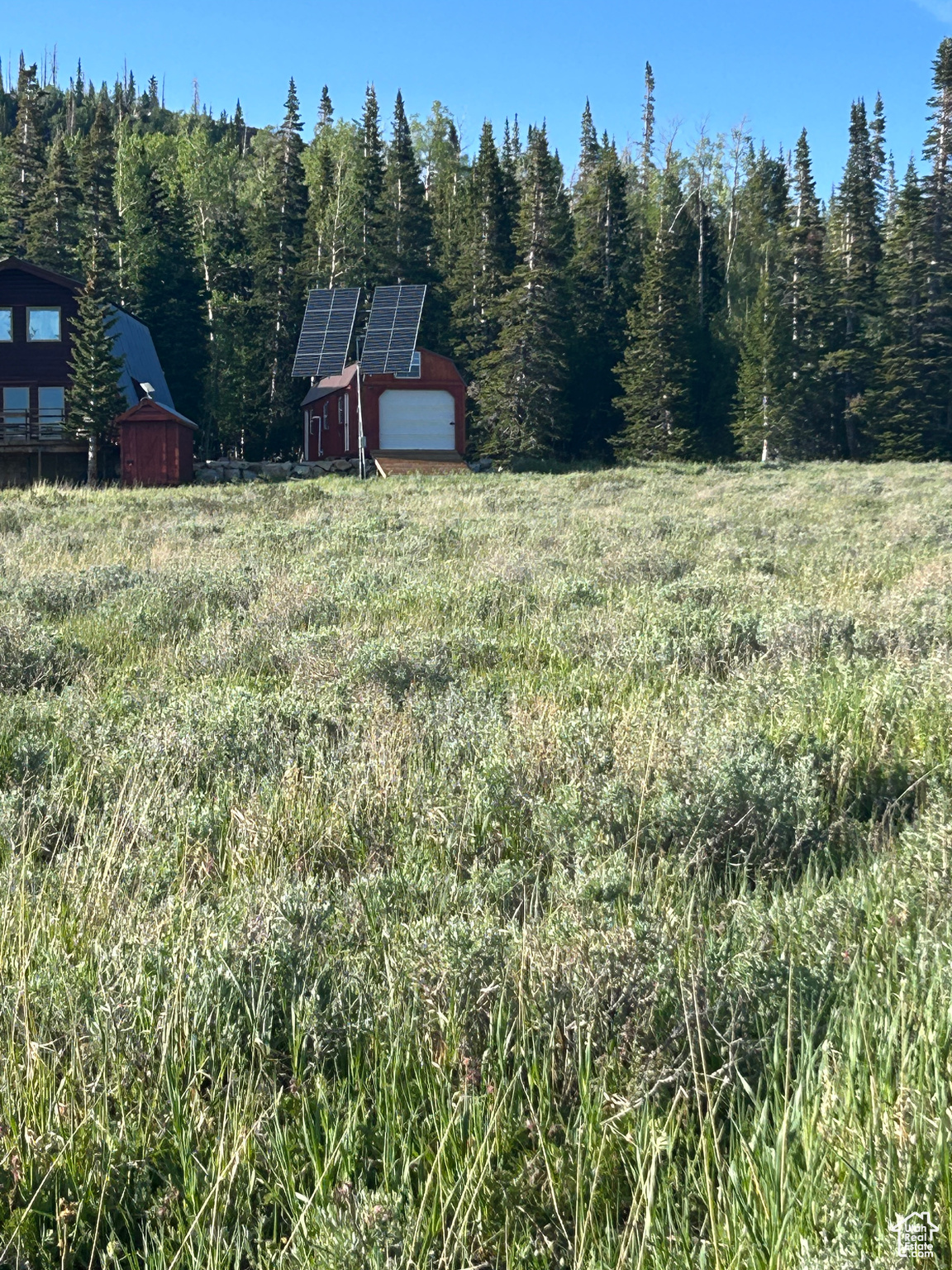 RAINBOW MEADOWS - Land