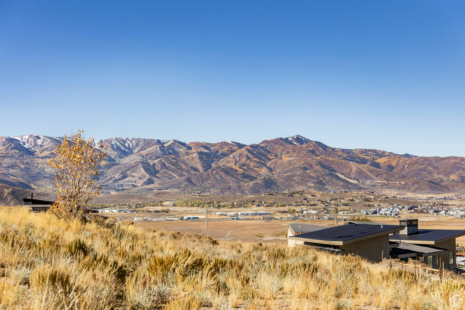 ELK RIDGE BLUFFS - Land