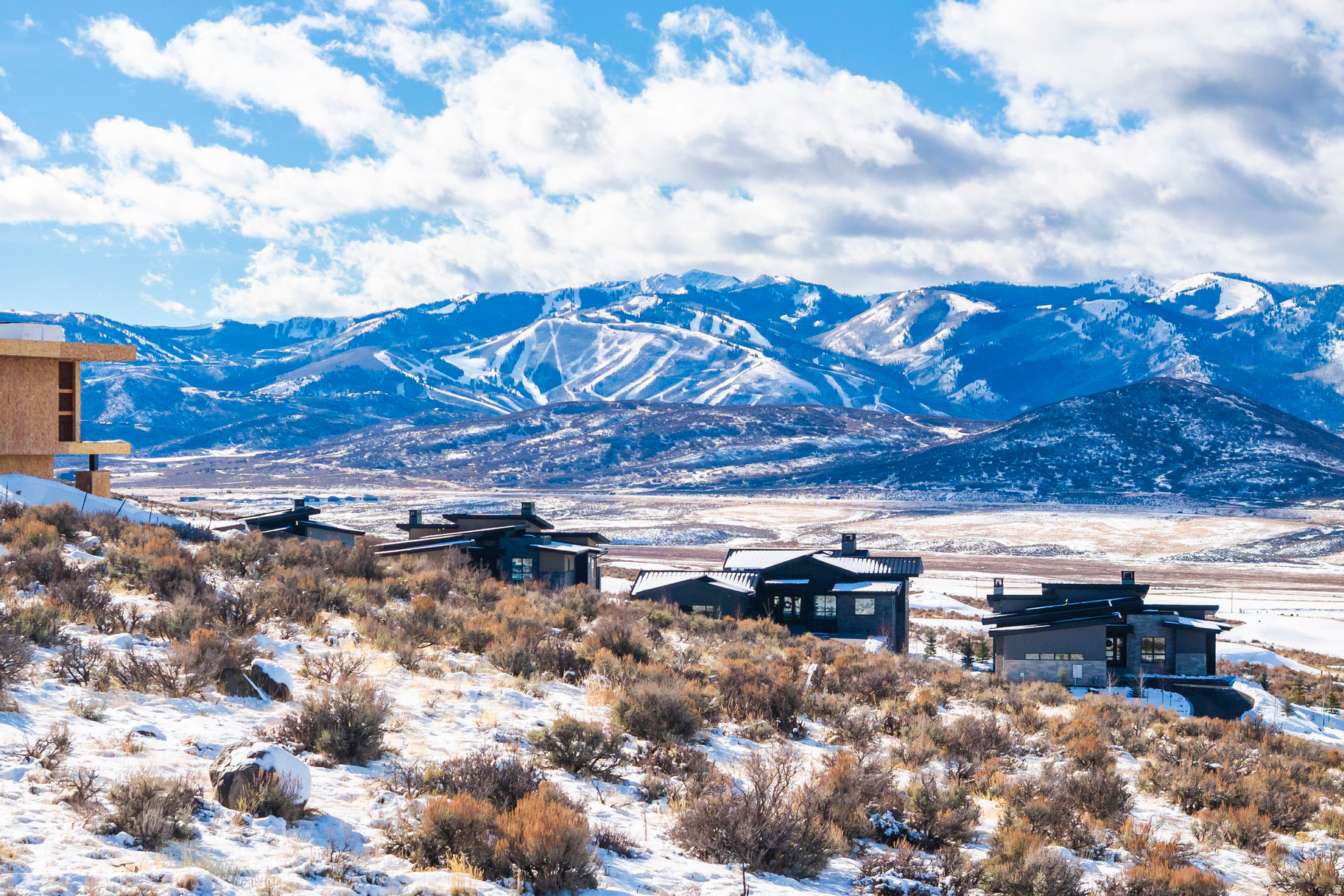 ELK RIDGE BLUFFS - Land